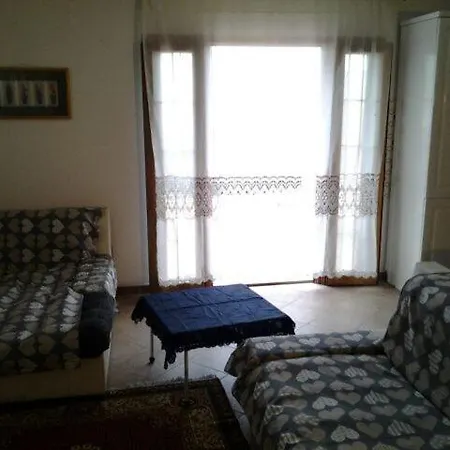 Apartment Mari E Monti